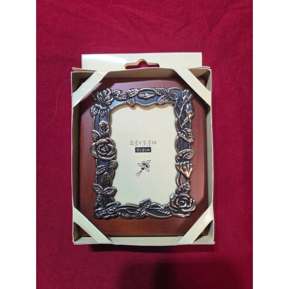 The Weston Gallery Rose Trellis Floral Metal Picture Frame 2.5x3.5 NIB Vintage